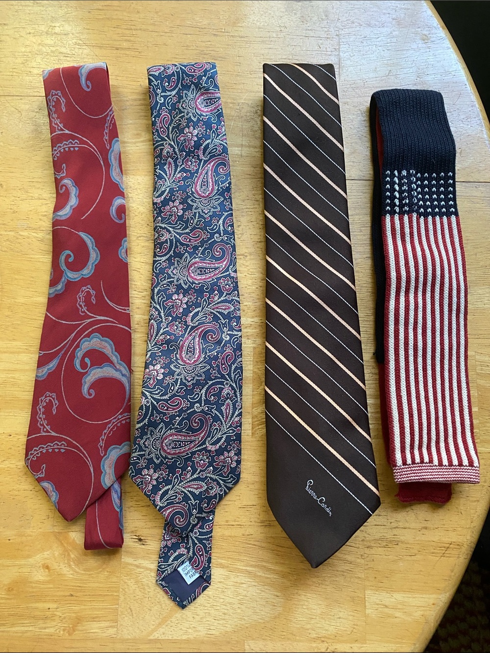 ! 4 ties different brands in good condition